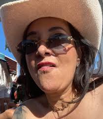 In her own words; Judi Dench "Don't prioritise your looks my friend, as  they won't last the journey. Your sense of humor though, will only get  better with age. Your intuition will