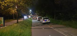 Bij een schietpartij in dordrecht maandagavond is sprake van een gezinsdrama waarbij drie personen, onder wie twee kinderen van 8 en 12 jaar oud, om het leven zijn gekomen. Gewonde Na Schietpartij In Dordrecht Zhzactueel