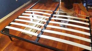 Most bed frames for other sizes do not need middle supports. Homdox Wood Slat Queen Platform Metal Bed Frame Review And Assembly Youtube