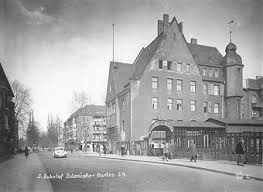 Der botanische garten der universität freiburg schließt ab dem 2. S Bahnhof Botanischer Garte Berlin In Den 50ern Berlin Berlin Germany Germany