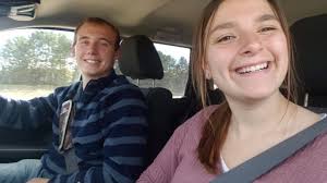 Military wife shares emotional experience of saying goodbye to her airman