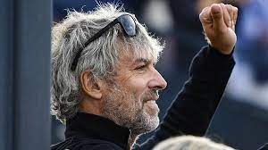 Вертолет, вылетевший на экскурсию с горнолыжного курорта tordrillo mountain lodge, разбился возле ледника кник. Itp2w3q28gtqum