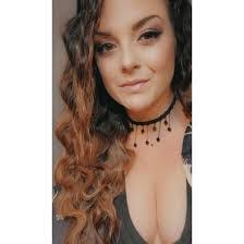 Mariana Barnes's Instagram, Twitter & Facebook