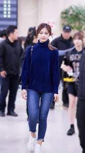 See more ideas about korean airport fashion, airport style, fashion. official thread of chou tzuyu  new op incoming! Tzuyu Airport Gaya Korea Pakaian Gaya