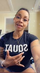 Marci Abbott's Instagram, Twitter & Facebook