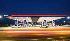 Petron malaysia's fy18 core earnings came below our expectations due to weak refining margins, especially soft gasoline margins that stemmed from the oversupply in the global market. Petron Income Up 16 Posts P9 5 Billion In First Half Of 2018 Petron