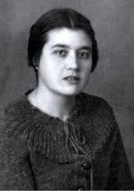 MARÍA MOLINER O EL AMOR A LAS PALABRAS