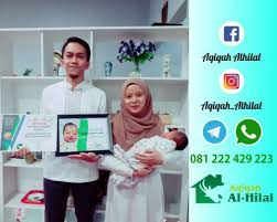 Nama adalah ciri atau tanda, maksudnya adalah orang yang diberi nama dapat mengenal dirinya atau dikenal oleh orang lain. 1001 Nama Bayi Laki Laki Islam Beserta Artinya Dan Tidak Mainstream Aqiqah Bandung Terbaik Berkualitas Enak Dan Bersertifikat Mui
