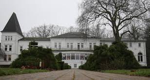 Altes Kurhaus In Bad Zwischenahn Gemeinde Bleibt Auf Mietschulden Sitzen