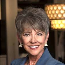 Congratulations to our VP of Capital Markets, Lisa Hurd, for being  recognized as one of Commercial Real Estate's Women to Watch by  GlobeSt.com's Real Estate Forum!