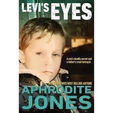 Robert Riggan's Instagram, Twitter & Facebook