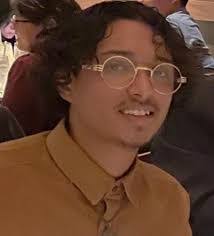 Junior Reyes's Instagram, Twitter & Facebook