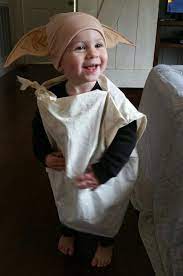 Mach dich auf nach hogwarts mit harry, ron und hermine, besuche hagrid in seiner hütte, lerne für die. Harry Potter Dobby Kostum Selber Machen Diy Maskerix De Kostume Selber Machen Dobby Kostum Karneval Kostum Selber Machen