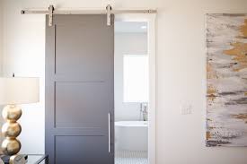 Der außenbereich, sauna, ruheraum, pool und sonnenliegen lassen keine wünsch offen. En Suite Bad Die Vor Nachteile Fur Badewanne Im Schlafzimmer