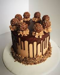 Layer Cake Au Ferrero Rocher Cuisinethermomix Recette Recette Gateau Anniversaire Chocolat Recette Gateau Chocolat Gateau Anniversaire Chocolat
