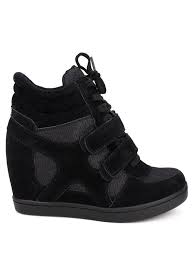 We did not find results for: Baskets Noires Compensees Loaks Semelle Interieur Simili Cuir Tres Confortable