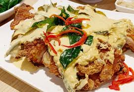 Buat tomato puri daripada bahan ini dengan menggunakan pengisar atau pemproses. Butter Chicken Resepi