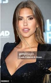 Lana Brown's Instagram, Twitter & Facebook