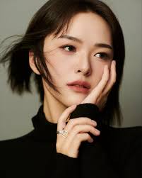 Maggie Jin's Instagram, Twitter & Facebook