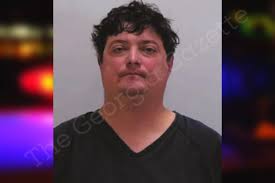 Justin Gravley's Instagram, Twitter & Facebook