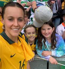 But first... let me take a selfie 🤳 Happy #NationalSelfieDay