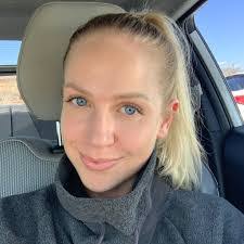 Joyce Kaye's Instagram, Twitter & Facebook