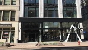 Jan 31, 2022 · eye shape is important when it comes to applying makeup and making aesthetic decisions about eyewear. Trendy Eyewear Retailer Warby Parker Coming To Detroit