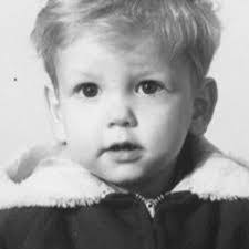 Terry Hulbert's Instagram, Twitter & Facebook