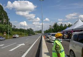 Yb menteri kerja raya dan yb menteri pengangkutan malaysia merasmikan pelancaran projek central spine road bentong bypass, pahang sepanjang 28.5km berdasarkan faktor kesesakan lalu lintas. Central Spine Road Scheduled For Completion In 2023