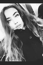 Anastasia Quinones's Instagram, Twitter & Facebook