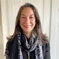 Mari Solomon's Instagram, Twitter & Facebook