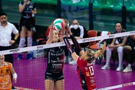 Serie a (pallavolo femminile) la serie a italiana di pallavolo femminile è oggi l'espressione dei massimi livelli del campionato italiano di pallavolo femminile. Serie A1 Scandicci Perugia E Firenze Ai Quarti Di Finale E Casalmaggiore News Sportmediaset