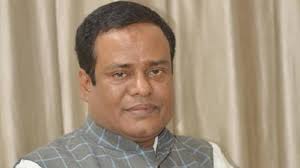 Karim Uddin's Instagram, Twitter & Facebook