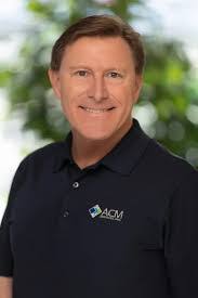 Kyle Neubauer's Instagram, Twitter & Facebook