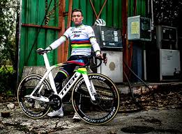 Brochard avait prédit qu'alaphilippe lui succéderait. Le Trek Madone Du Champion Du Monde Mads Pedersen Matos Velo Actualites Velo De Route Et Tests De Materiel Cyclisme