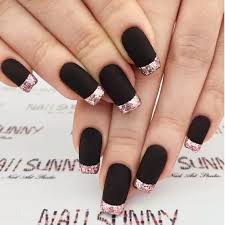Matte Black Acrylic Nail Ideas 30 Attractive Matte Black Nail Ideas For 2018 Black Acrylic Nail Designs Rose Gold Nails Design Gold Nail Designs
