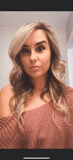 Jacklyn Hess's Instagram, Twitter & Facebook