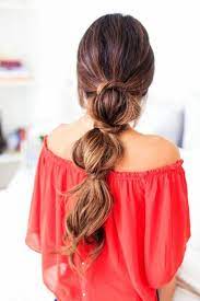 Une Coiffure Simple Et Rapide 56 Variantes En Photos Et Videos Coiffures Simples Coiffure Facile Et Coiffure