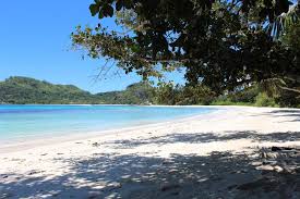 Le camere di ocean blue & sand beach resort sono lussuose e propongono un minibar, un impianto di climatizzazione e una tv satellitare. Green Blue Beach House Baie Lazare Mahe Updated 2021 Prices