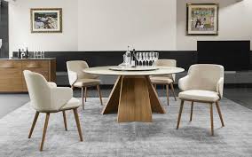 A manhattan residence remade by the interior designer boasts sumptuous textures, glittering metallic finishes, and lively contemporary art. Tables Calligaris Cs4113 Fd 160 Icaro