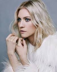 Kelly Akin's Instagram, Twitter & Facebook