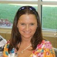 Victoria Helgeson's Instagram, Twitter & Facebook