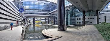 Bb bank bw bank commerzbank degussa deutsche bank huk coburg hypovereinsbank norisbank psd bank santander sparda. Panorama Fotos Von Stuttgart Pariser Platz