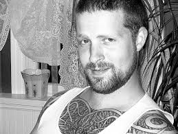 Deprived of water, man dies