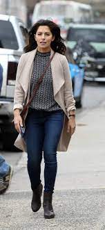 In drew, shahi joins previously cast vanessa ferlito as an nypd homicide detective, anthony edwards as nancy's dad and felix solis as. Sarah Shahi Filming Nancy Drew In New York City 3 19 2016 Celebmafia