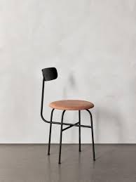 It's a lovely, sturdy table. Menu