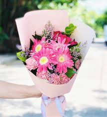 Send flowers valentine's day philippines. Top 10 Flower Arrangements For Valentine S Day Same Day Flower Delivery Best Rated Online Flower Shop Awesome Gift Ideas
