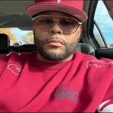 Rest in peace to 47 year old MARTA bus driver, Leroy Ramos, who was shot to  death over a $2.50 bus fare. He leaves behind his wife and 7 year old son.  😢