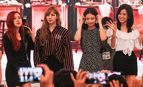 Bu pin'i ve daha fazlasını gül kerim tarafından oluşturulan blackpink panosunda bulabilirsiniz. Blackpink Hd Pictures And Ultra Hd Wallpapers Lisa Jisoo Jennie And Lisa High Quality Images