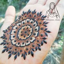  Follow Me On Instagram Https Www Instagram Com Thouseens Henna Mehndi Designs Mehndi Art Designs Mehndi Designs 2018